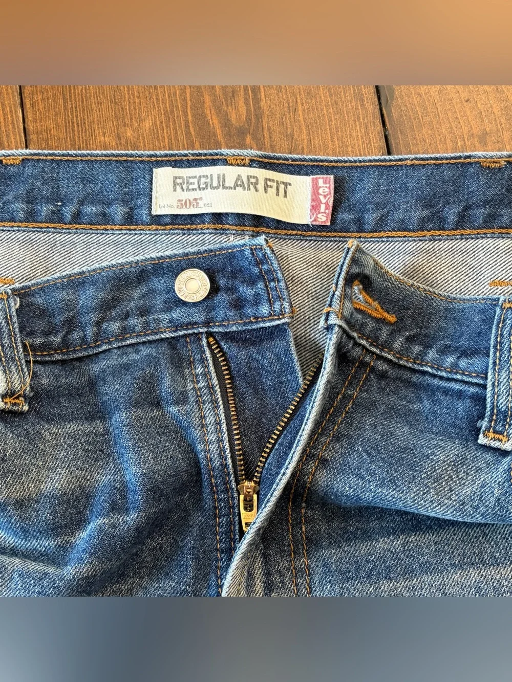 Vintage Y2K Levi’s 505 Regular Fit Faded Distressed Denim Blue Jeans Mens 38x34